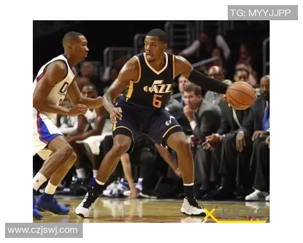 乔约翰逊与皮尔斯的巅峰对决谁才是真正的篮球传奇之争