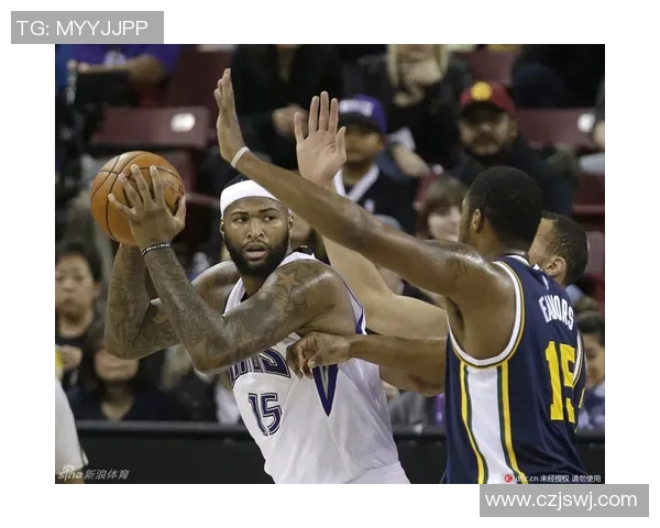 快船与雷霆季后赛第五场激战回顾与精彩瞬间分析 快船与雷霆季后赛第五场激战回顾与精彩瞬间分析