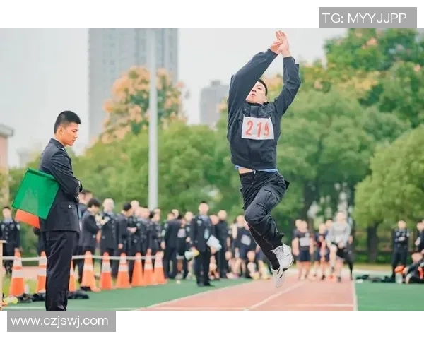 南京滑板队勇攀高峰的奋斗历程与极限运动会的精彩瞬间